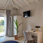 Nikkos Апартаменты *