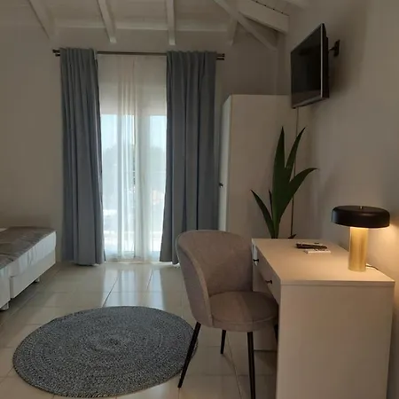 Nikkos Skala (Kefalonia)