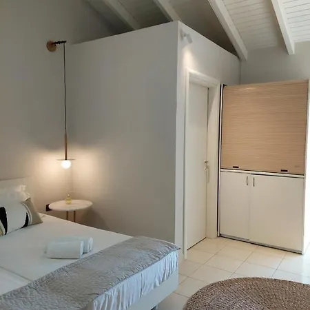 Nikkos * Skala (Kefalonia)