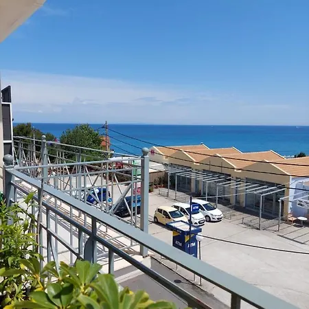 דירה Nikkos Skala (Kefalonia)